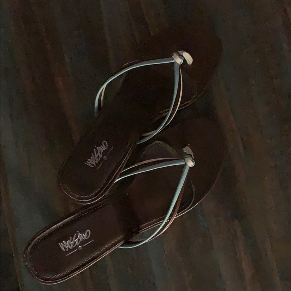 Mossino Leather Strap Sandal